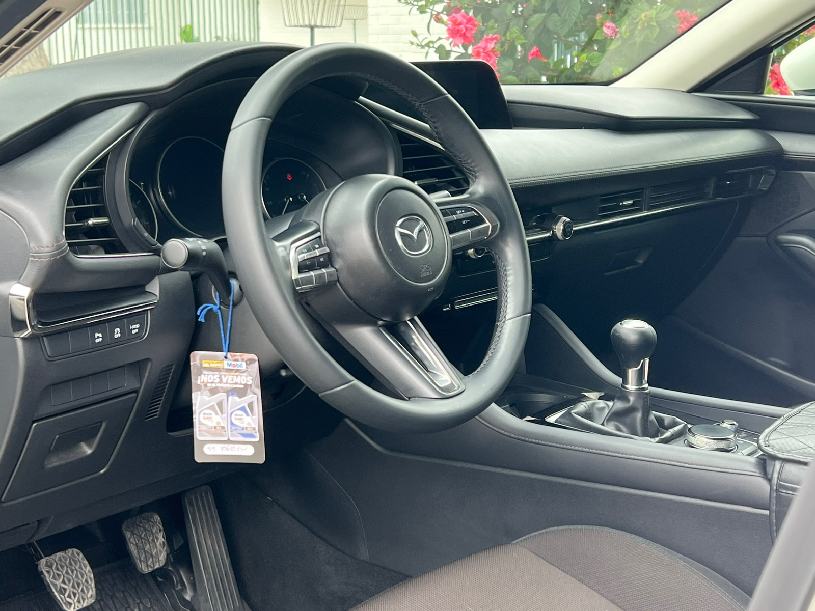 
								NEW MAZDA 3 full									
