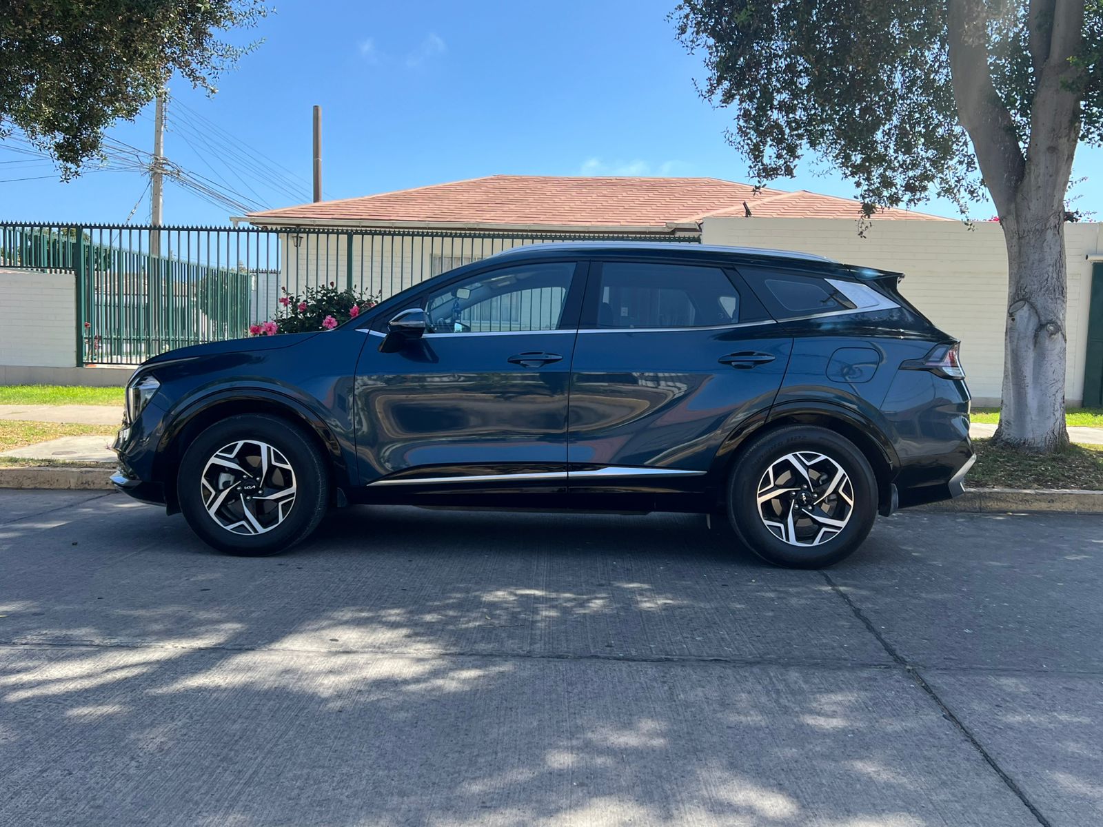 
								KIA SPORTAGE EX full									