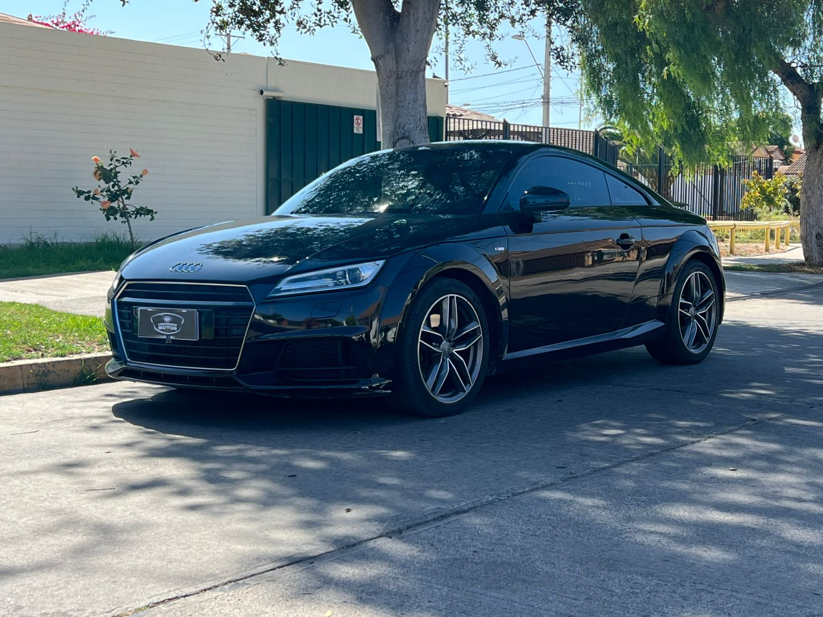 
								Audi TT Coupé S Line full									