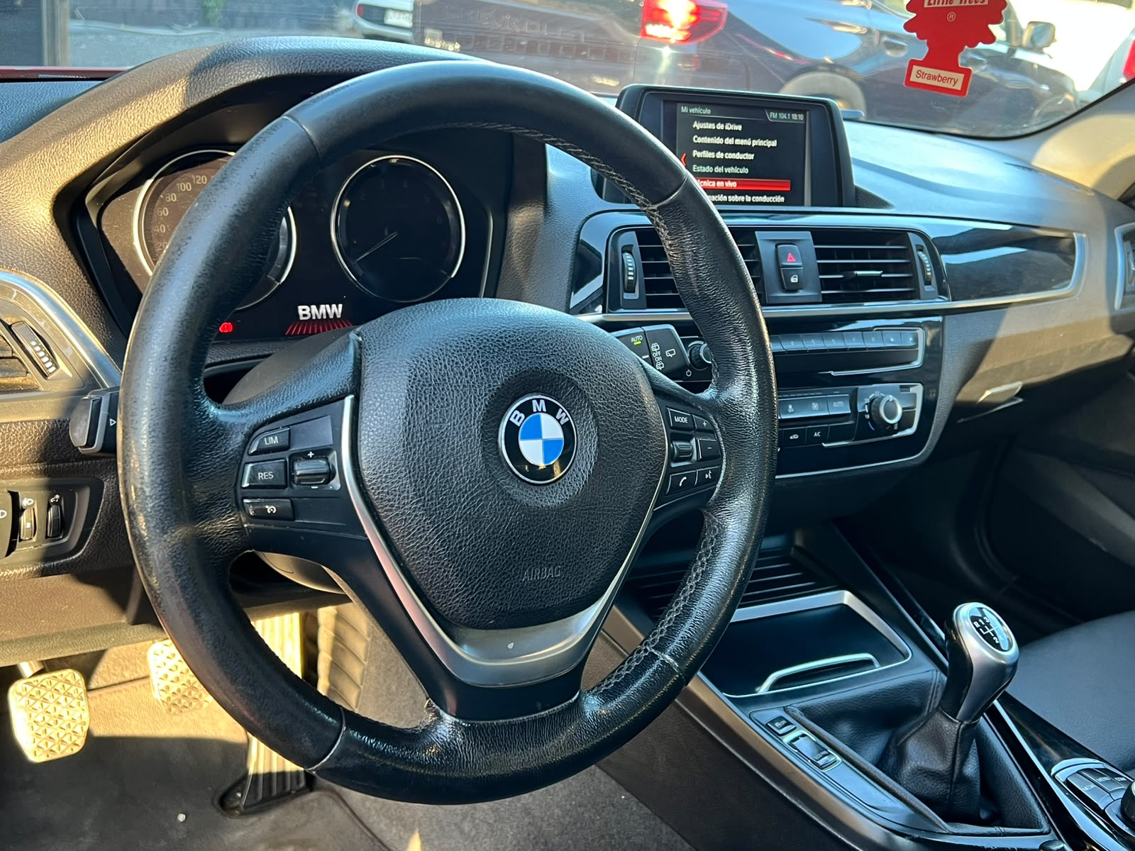 
								BMW 118i full									