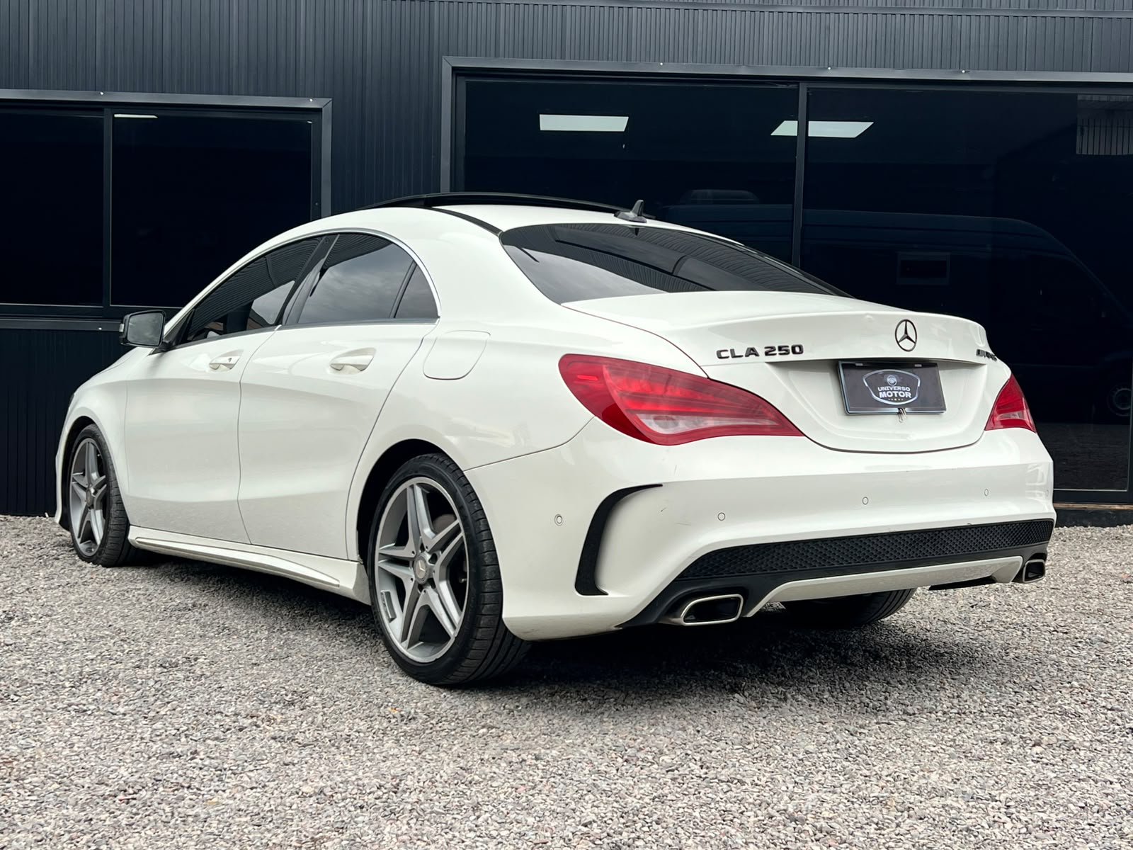 
								MERCEDES BENZ CLA250 full									