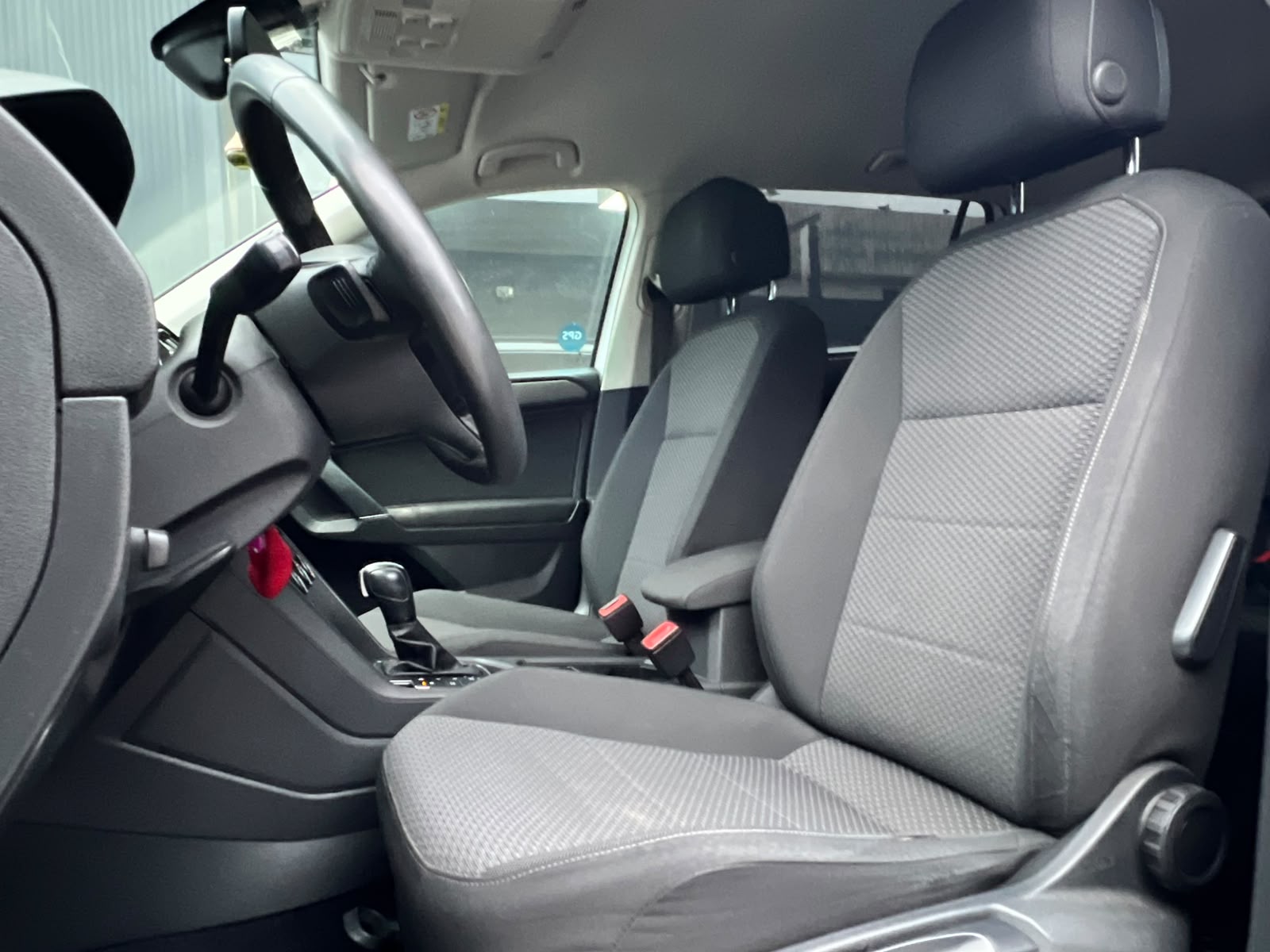 
								VOLKSWAGEN TIGUAN full									