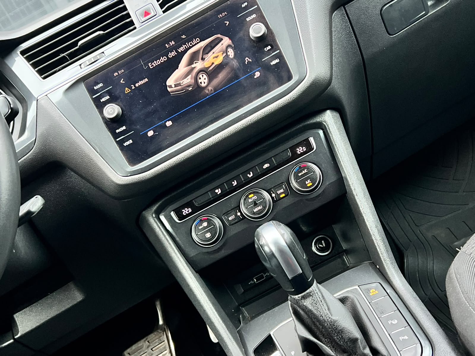 
								VOLKSWAGEN TIGUAN full									