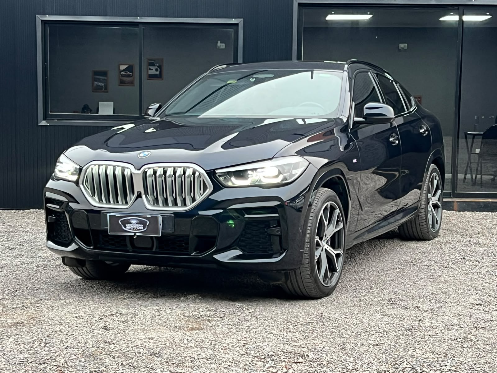 
								BMW X6 full									