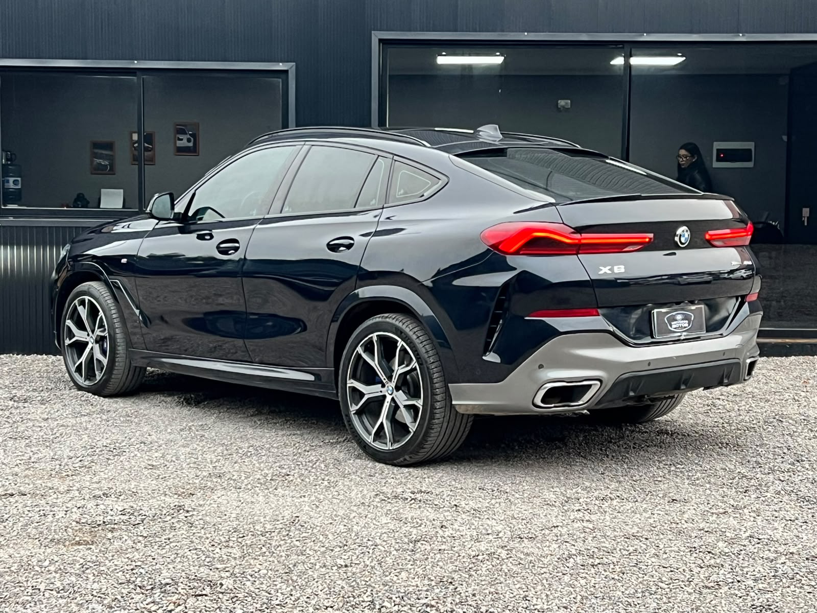 
								BMW X6 full									