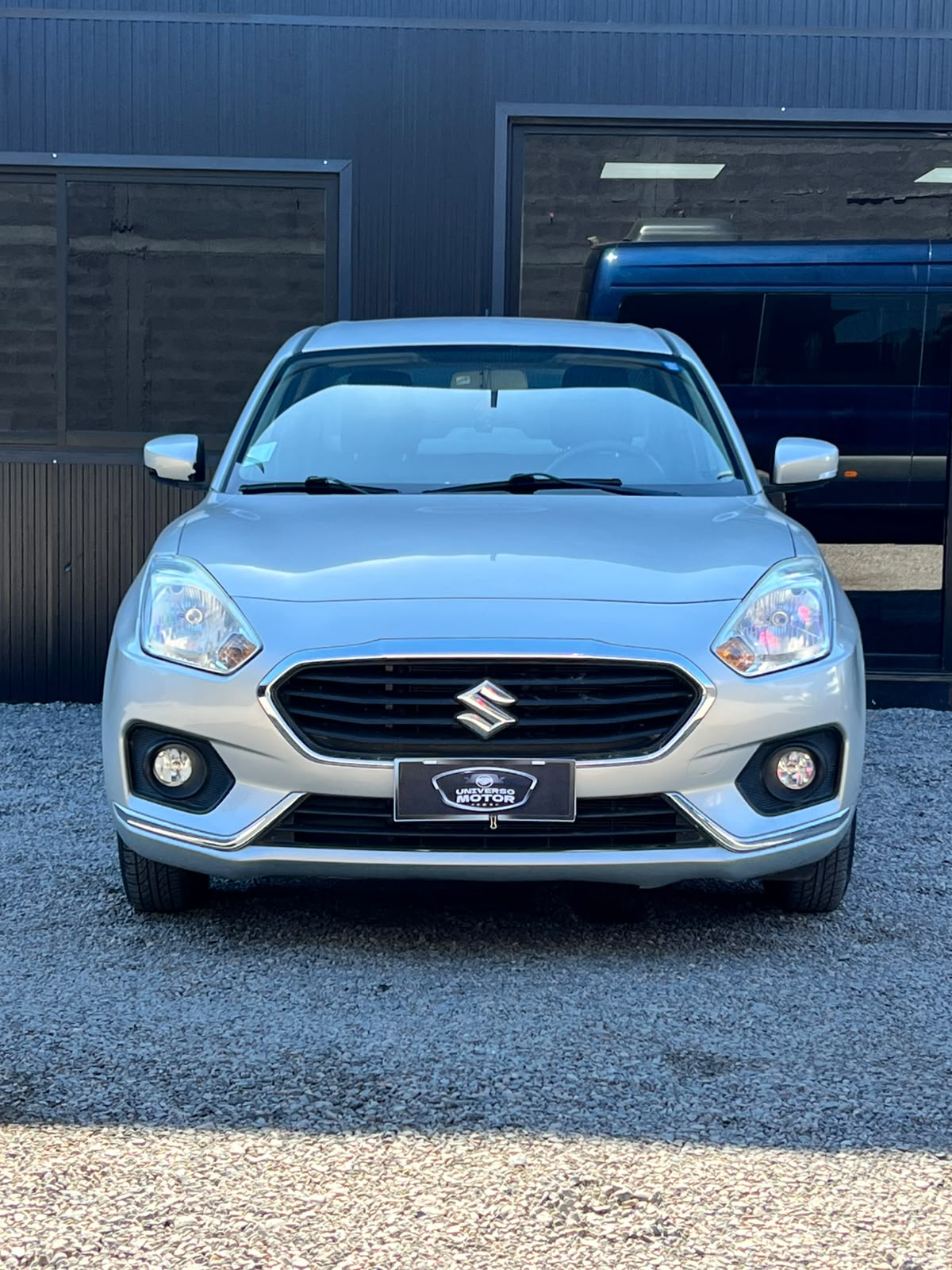 
								Suzuki Dzire full									